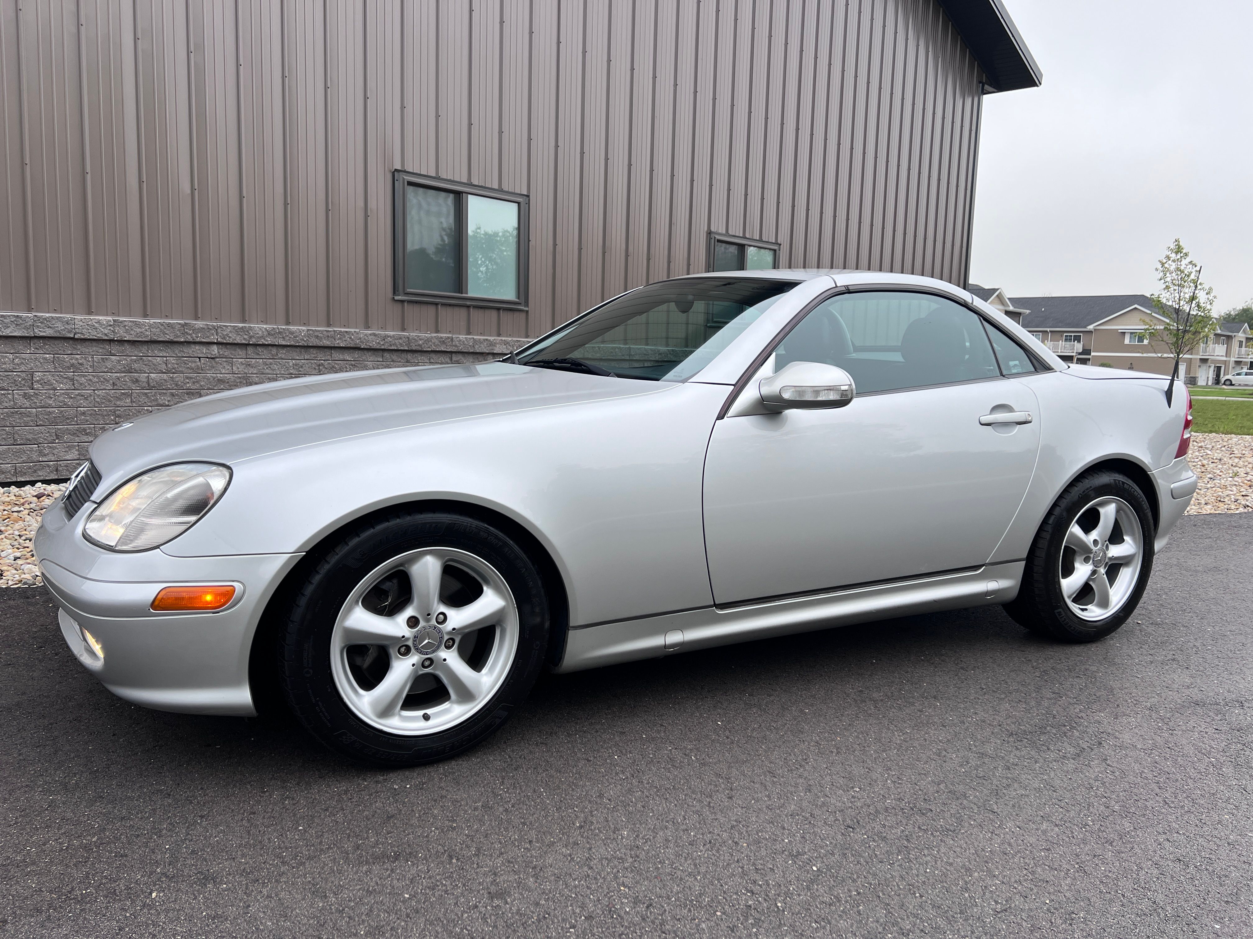 Used 2003 Mercedes-Benz SLK 320 image 1