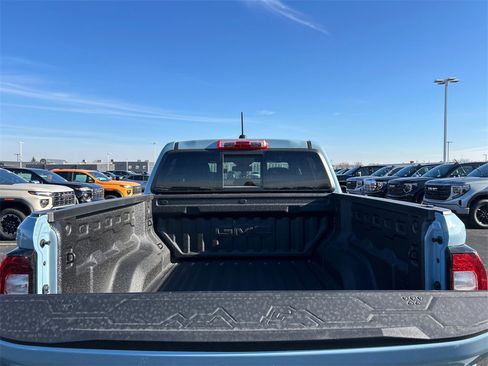 New 2026 GMC Canyon Denali image 37