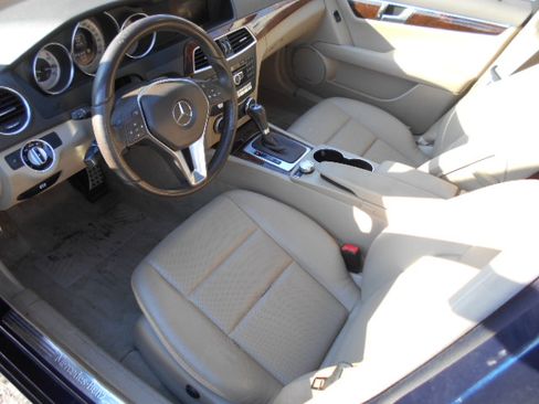 Used 2012 Mercedes-Benz C 300 image 5