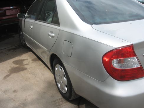 Used 2004 Toyota Camry UNAVAIL FWD image 6