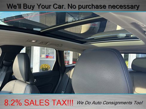 Used 2024 Volvo XC60 T8 Plus image 25