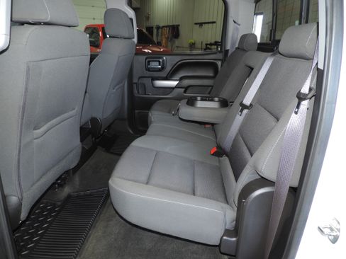 Used 2016 Chevrolet Silverado 1500 LT Z71 image 34