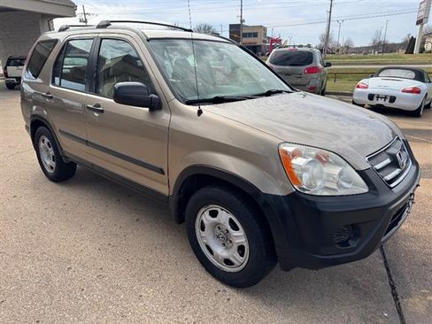 Used 2005 Honda CR-V LX image 7