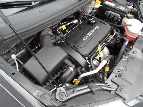 Used 2017 Chevrolet Sonic LS image 12