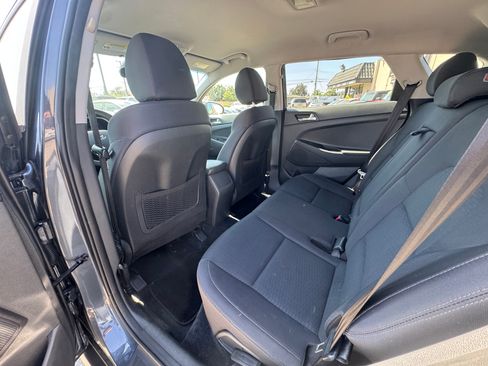 Used 2019 Hyundai Tucson FWD SE image 19