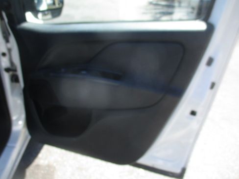 Used 2017 RAM ProMaster City Tradesman image 11