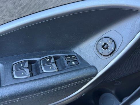 Used 2014 Hyundai Santa Fe Sport image 19