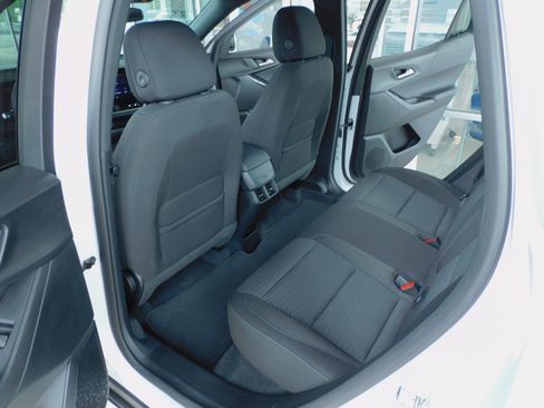 Used 2026 Chevrolet Equinox FWD LT w/ 1LT image 14