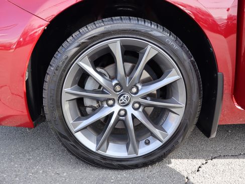 Used 2017 Toyota Camry XSE image 27