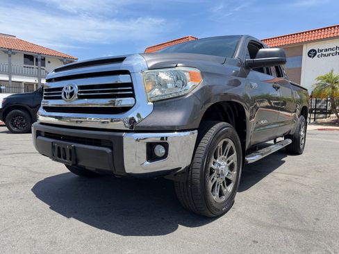 Used 2014 Toyota Tundra 4x4 Double Cab SR5 image 3