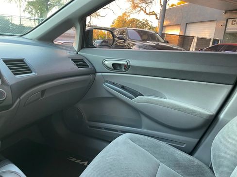 Used 2011 Honda Civic LX image 22
