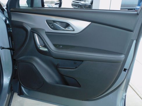 Used 2024 Chevrolet Blazer LT image 18