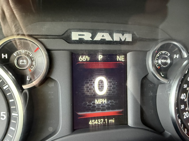 Used 2023 RAM 2500 4x4 Crew Cab Tradesman image 11
