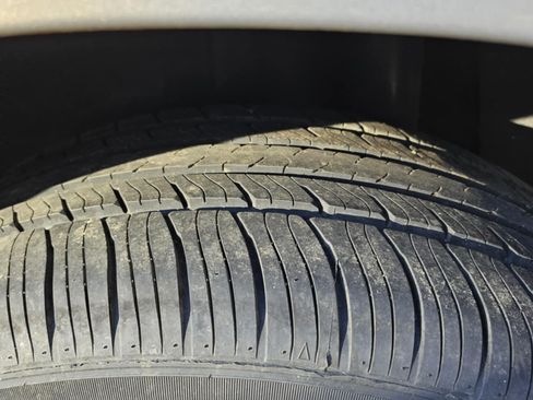 Used 2007 Buick Lucerne CX image 9