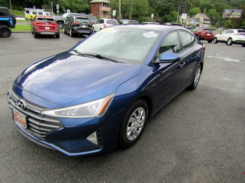 Used 2020 Hyundai Elantra SE Sedan FWD image 7