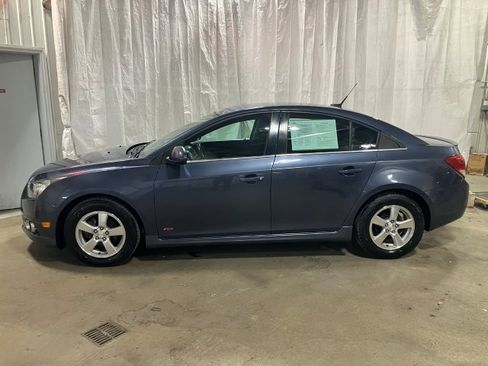 Used 2014 Chevrolet Cruze LT image 4