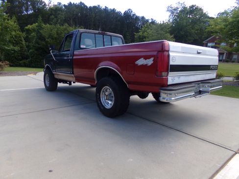 Used 1994 Ford F150 XLT image 3