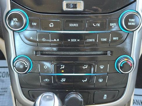 Used 2014 Chevrolet Malibu LT image 15