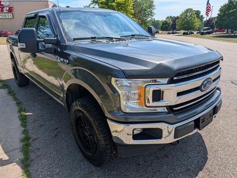 Used 2018 Ford F150 4x4 SuperCrew XLT image 2