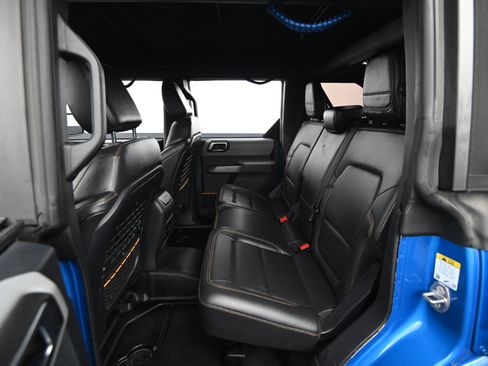 Used 2021 Ford Bronco Badlands image 48