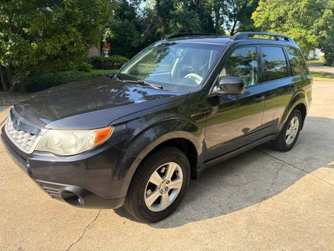 Used 2012 Subaru Forester 2.5X AWD/4WD image 1