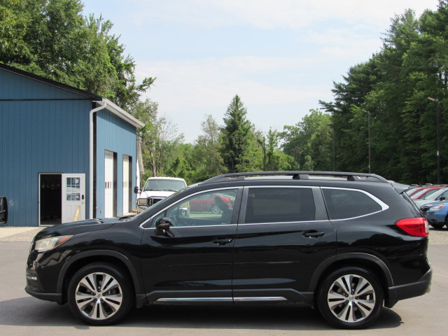 Used 2019 Subaru Ascent Limited 7-Passenger AWD/4WD image 4
