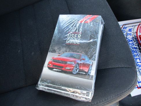 Used 2016 Dodge Charger SE image 29