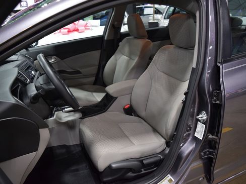 Used 2014 Honda Civic LX image 17