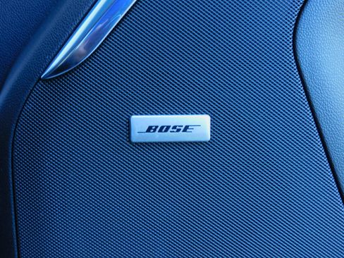 Used 2025 GMC Yukon Denali image 4