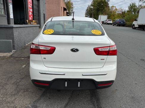 Used 2014 Kia Rio LX image 3
