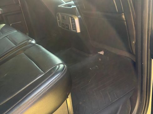 Used 2017 Ford F250 4x4 Crew Cab Super Duty image 11