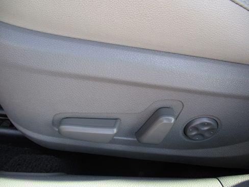 Used 2016 Kia Optima EX image 16