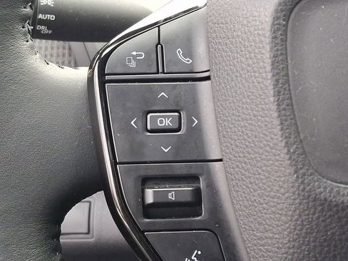 Used 2024 Toyota bZ4X image 23