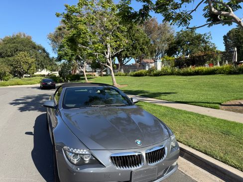 Used 2010 BMW 650i Convertible RWD image 2