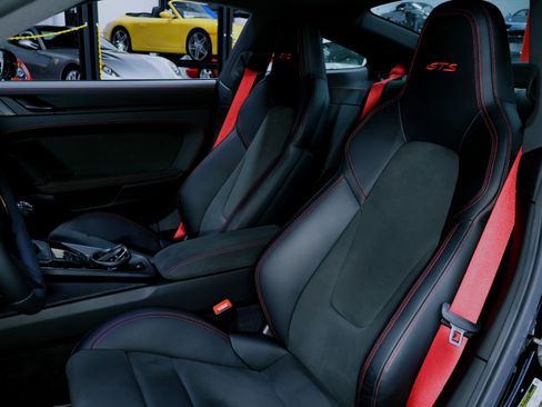 Used 2024 Porsche 911 Carrera GTS image 26