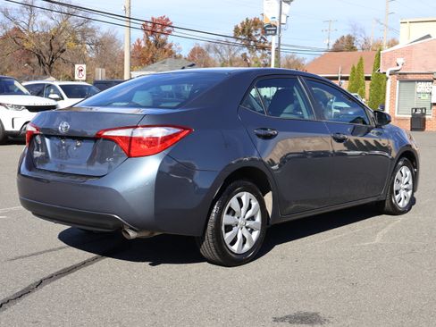 Used 2015 Toyota Corolla LE image 8