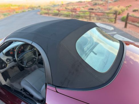 Used 2000 Porsche Boxster RWD image 10