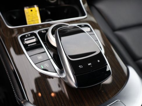 Used 2017 Mercedes-Benz GLC 300 image 34