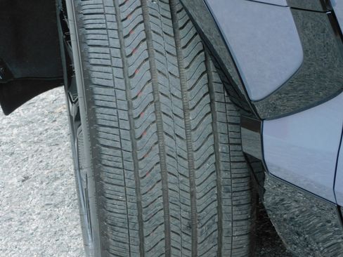 Used 2024 Chevrolet Blazer EV RS image 13