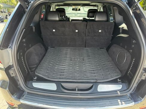 Used 2014 Jeep Grand Cherokee 4WD Overland image 26