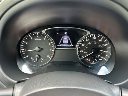 Used 2018 Nissan Altima SL FWD image 11