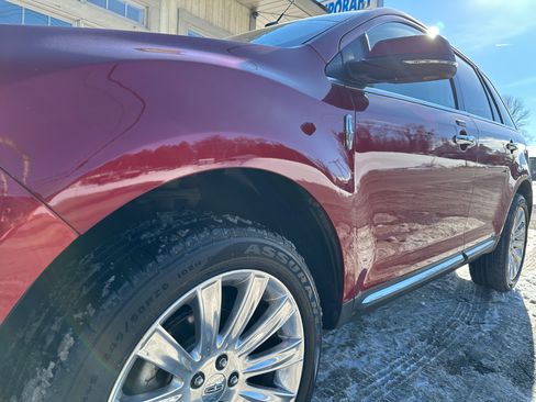 Used 2015 Lincoln MKX image 9