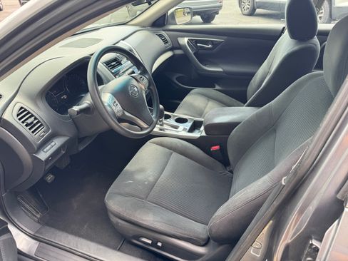 Used 2014 Nissan Altima 2.5 S FWD image 7
