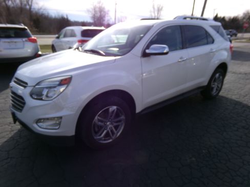 Used 2016 Chevrolet Equinox LTZ image 1