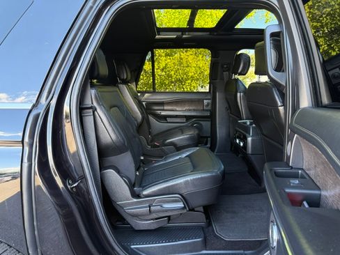Used 2019 Ford Expedition Max 4WD Limited image 20