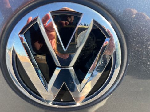 Used 2017 Volkswagen Passat 1.8T S image 15