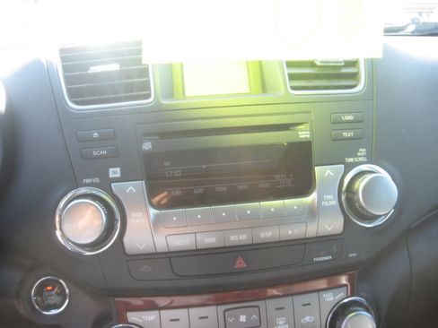 Used 2011 Toyota Highlander Limited image 11