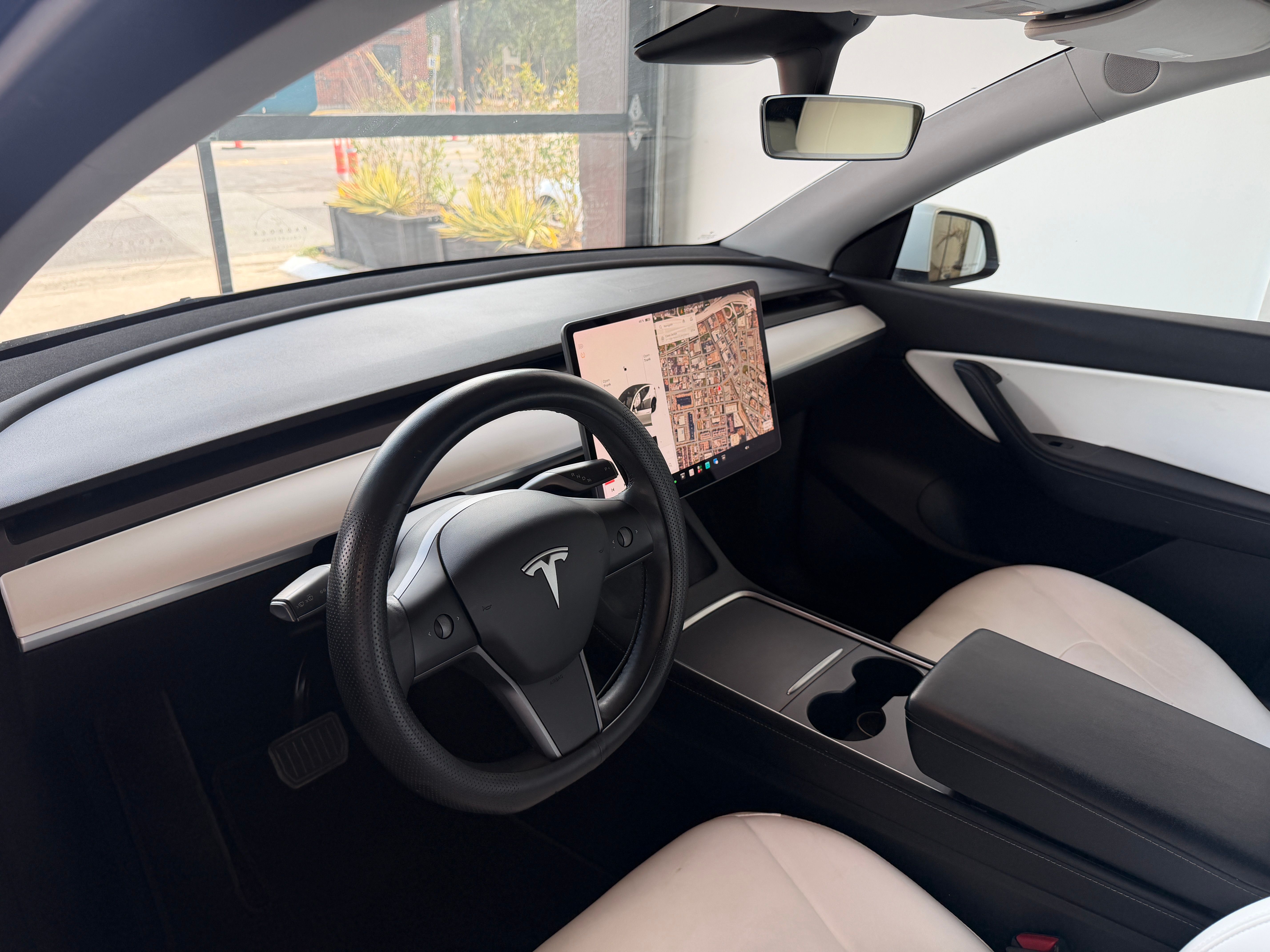 Used 2021 Tesla Model Y AWD image 19