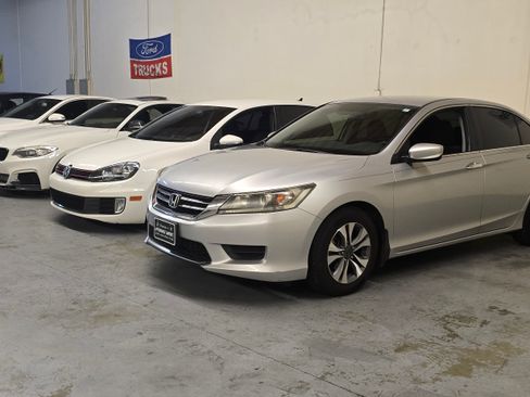 Used 2013 Honda Accord LX Special Edition image 31