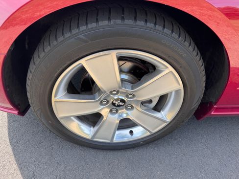 Used 2006 Ford Mustang GT Premium image 27